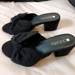 Dolcetta Black Faux Suede Sz7 Peep Toe Bow Detail